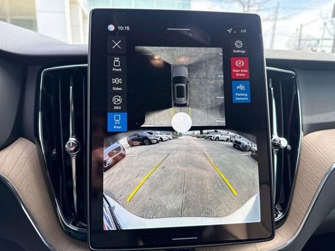 New 2026 Volvo XC60 B5 Plus AWD/4WD image 29