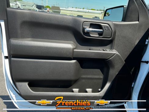 Used 2024 Chevrolet Silverado 1500 W/T w/ Trailering Package AWD/4WD image 6