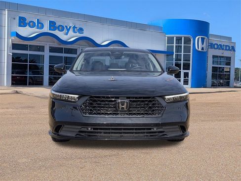 Certified 2024 Honda Accord EX-L image 8