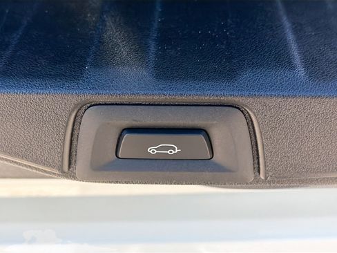 Used 2026 BMW X5 sDrive40i image 13