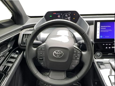 Used 2024 Toyota bZ4X AWD image 34