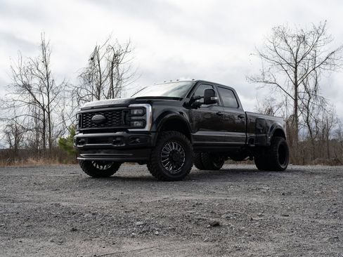 Used 2026 Ford F450 Lariat AWD/4WD image 1