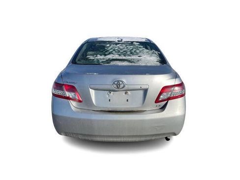 Used 2011 Toyota Camry Base 4dr Sedan 6A image 4