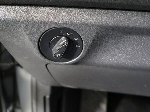 Used 2020 Volkswagen Jetta S w/ Driver Assistance Package image 31