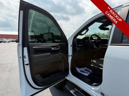 Used 2025 Chevrolet Silverado 2500 LT AWD/4WD image 12