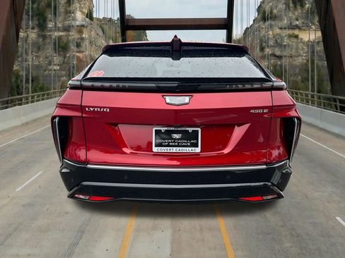New 2026 Cadillac Lyriq Premium Luxury RWD image 8