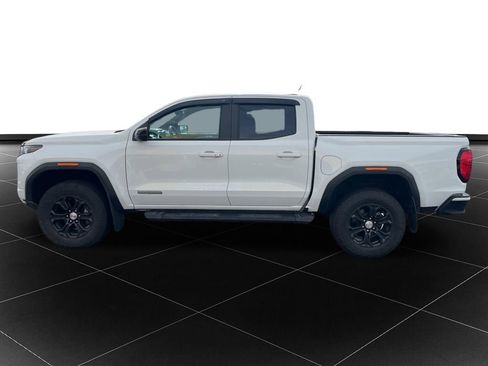 Used 2024 GMC Canyon Elevation w/ Trailering Package RWD image 2