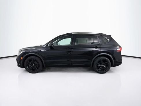 Used 2023 Volkswagen Tiguan SE R-Line AWD/4WD image 4