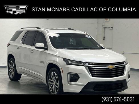 Certified 2023 Chevrolet Traverse High Country FWD image 1