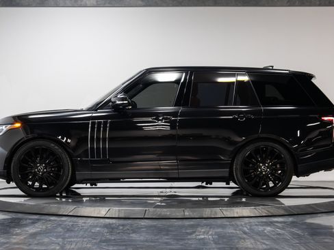 Used 2022 Land Rover Range Rover Autobiography image 26