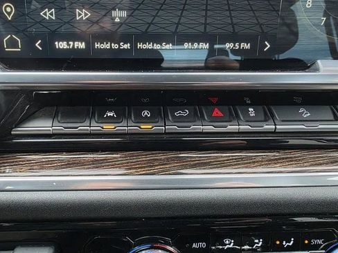 Used 2023 GMC Sierra 1500 Elevation w/ X31 Off-Road Package image 17