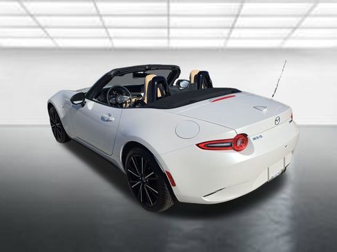 New 2026 MAZDA MX-5 Miata Grand Touring w/ Weather Package RWD image 11