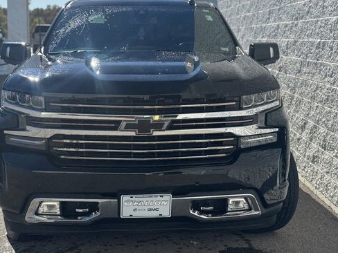 Used 2019 Chevrolet Silverado 1500 High Country image 2