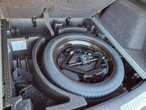 Used 2025 Cadillac XT5 Premium Luxury image 31