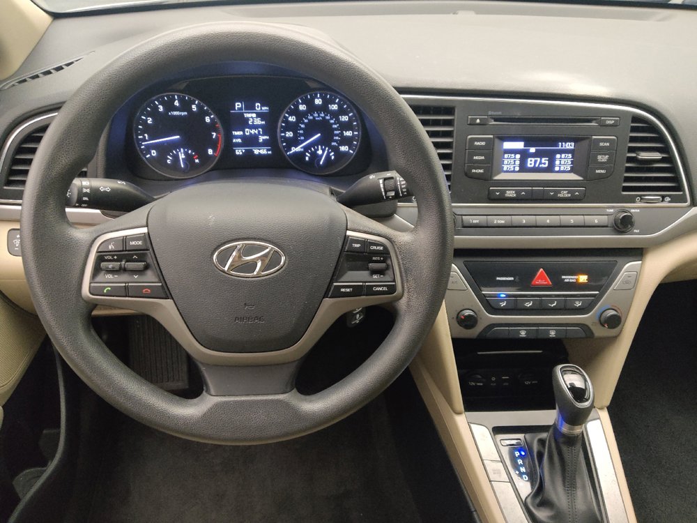Used 2018 Hyundai Elantra SE FWD image 22