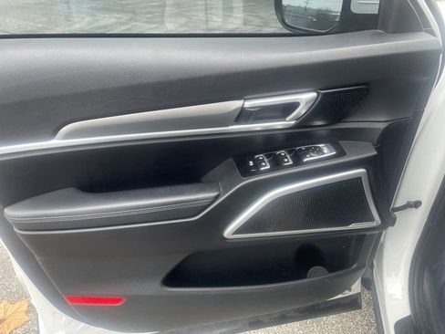 Used 2021 Kia Telluride S image 9