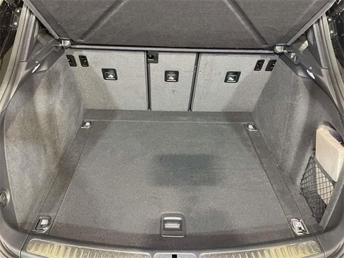 Certified 2025 Porsche Macan image 20