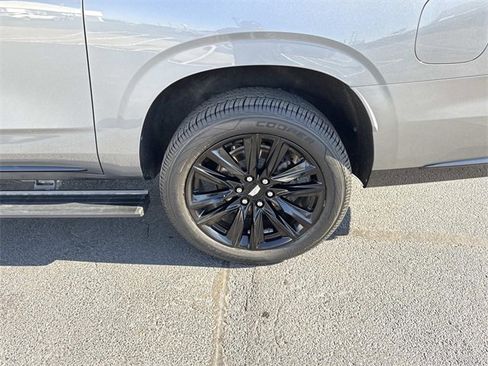 Used 2022 Cadillac Escalade ESV Sport w/ Touring Package image 37