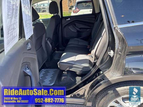 Used 2017 Ford Escape SE AWD/4WD image 12