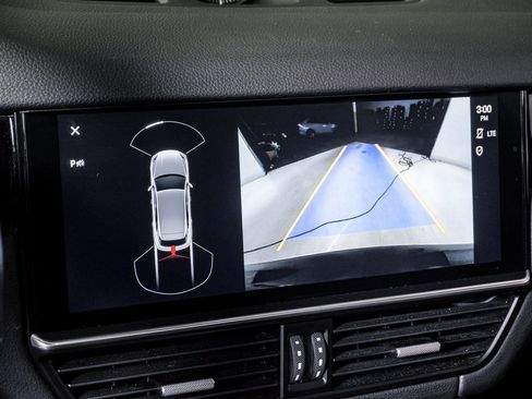 Certified 2022 Porsche Cayenne image 23