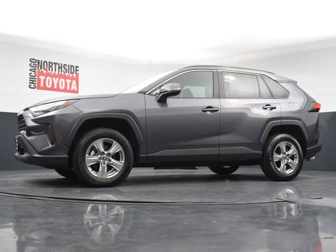 Used 2025 Toyota RAV4 XLE FWD image 24