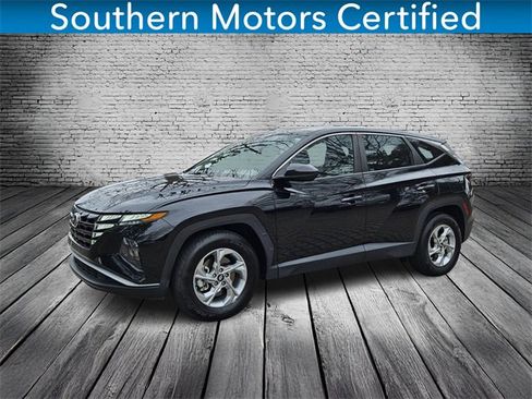 Used 2024 Hyundai Tucson SE image 1