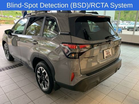 Certified 2026 Subaru Forester Premium w/ Base/Premium Package AWD/4WD image 16