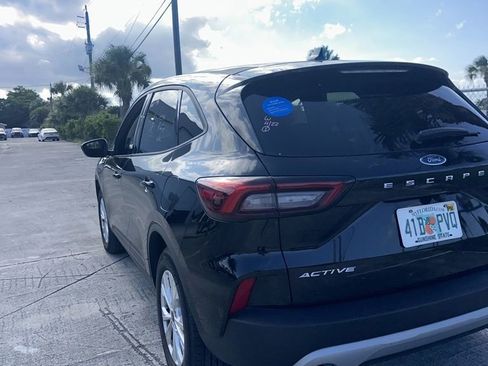 Used 2025 Ford Escape Active FWD image 8