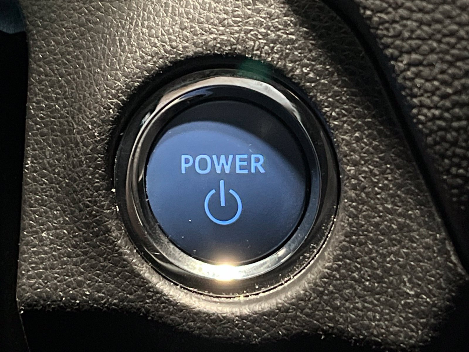 Used 2020 Toyota RAV4 XSE w/ XSE Grade Weather Package AWD/4WD image 27