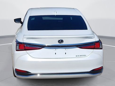 Used 2024 Lexus ES 300h w/ Premium Package FWD image 6