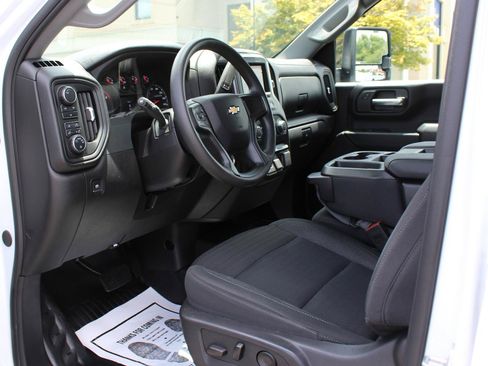 Used 2024 Chevrolet Silverado 2500 W/T w/ WT Convenience Package AWD/4WD image 24