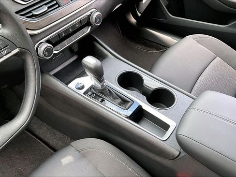 New 2026 Nissan Altima 2.5 SV FWD image 7