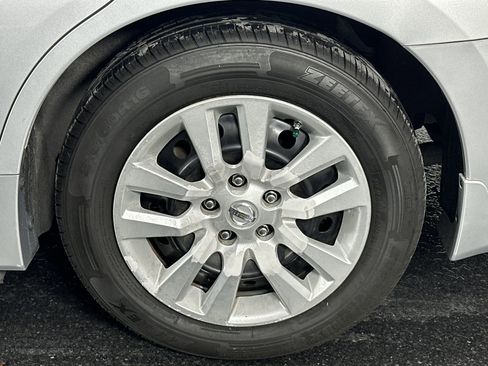 Used 2017 Nissan Altima 2.5 S w/ Power Driver Seat Package image 14