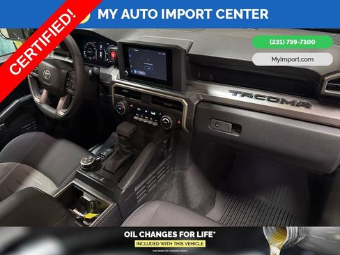 Used 2025 Toyota Tacoma TRD Off-Road image 29