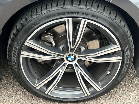 Used 2020 BMW 330i xDrive Sedan w/ M Sport Package image 7