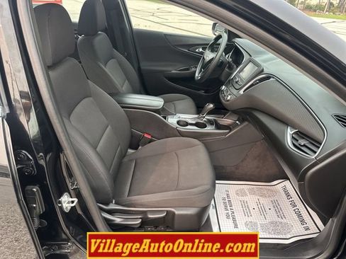 Used 2016 Chevrolet Malibu LT FWD image 33