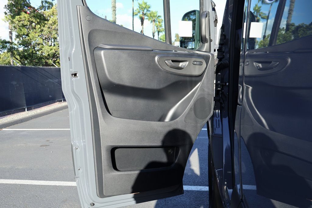 New 2026 Mercedes-Benz Sprinter 2500 image 6