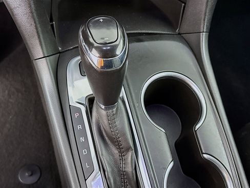 Used 2019 Chevrolet Equinox LT image 19