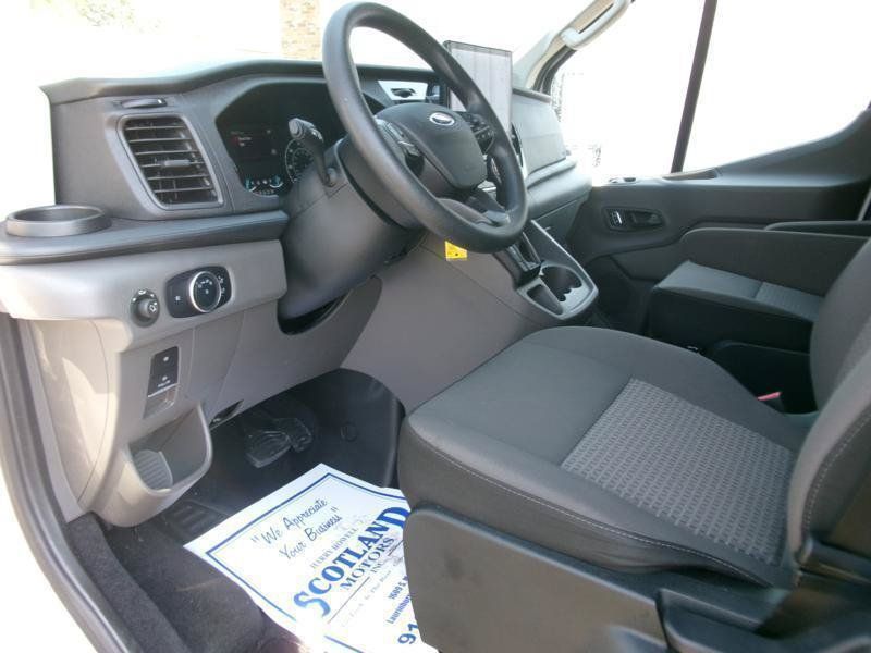 Used 2025 Ford Transit 350 XLT RWD image 9