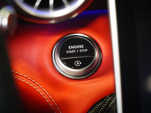 New 2026 Mercedes-Benz SL 63 AMG 4MATIC image 29