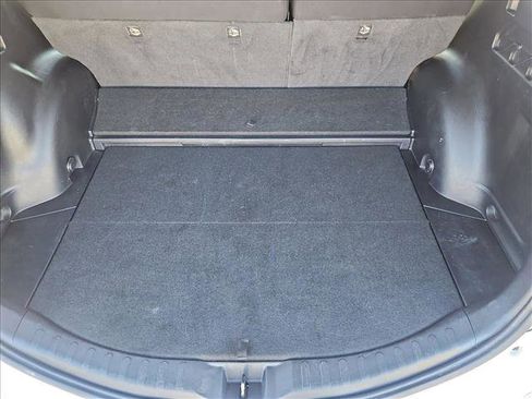 Used 2017 Toyota RAV4 XLE image 6