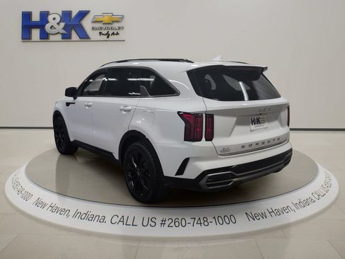 Used 2022 Kia Sorento SX FWD image 4