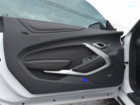 Used 2023 Chevrolet Camaro SS image 27