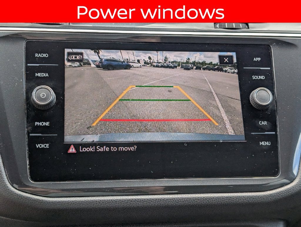 Used 2022 Volkswagen Tiguan SE R-Line FWD image 18