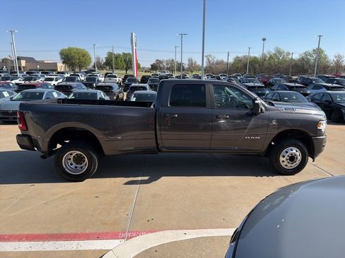 Used 2023 RAM 3500 Big Horn w/ Level 2 Equipment Group AWD/4WD image 6