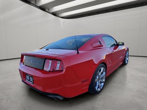 Used 2011 Ford Mustang GT Premium w/ Comfort Pkg RWD image 6