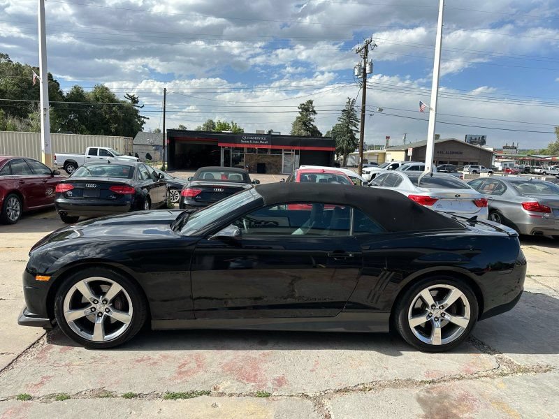 Used 2011 Chevrolet Camaro SS w/ LPO, Ground Effects Package RWD image 5