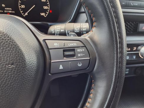 Used 2025 Honda CR-V Sport image 18