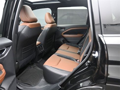 New 2025 Subaru Forester Touring image 24