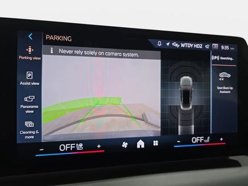 Certified 2025 BMW 228i xDrive AWD/4WD image 18